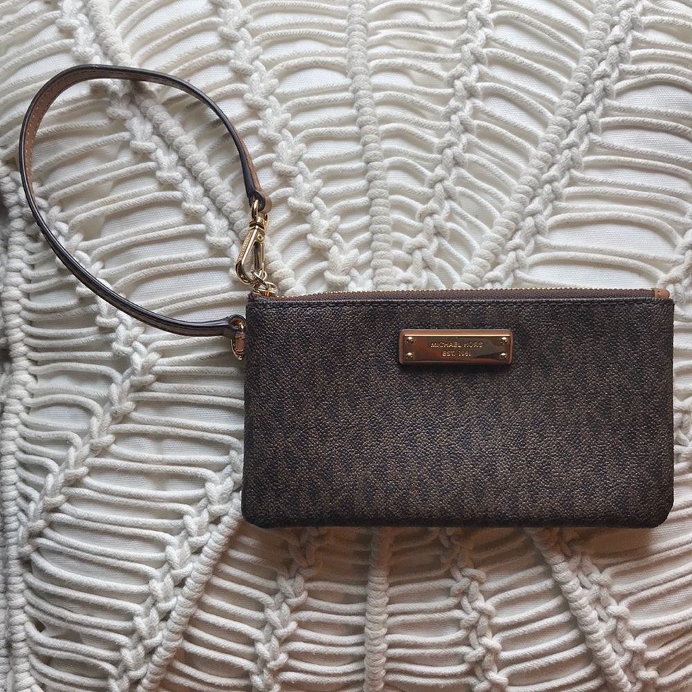 Michael Kors Wristlet